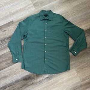 Claiborne Men’s shirt